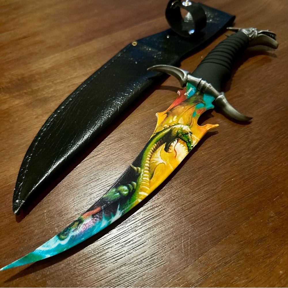 NEW Tomahawk Dragon Fantasy Knife with Sheath